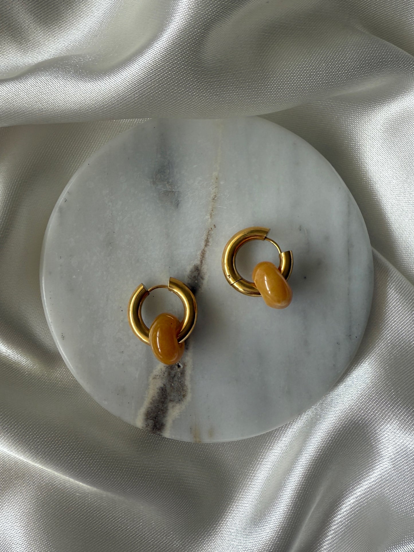 Miel hoops dorados