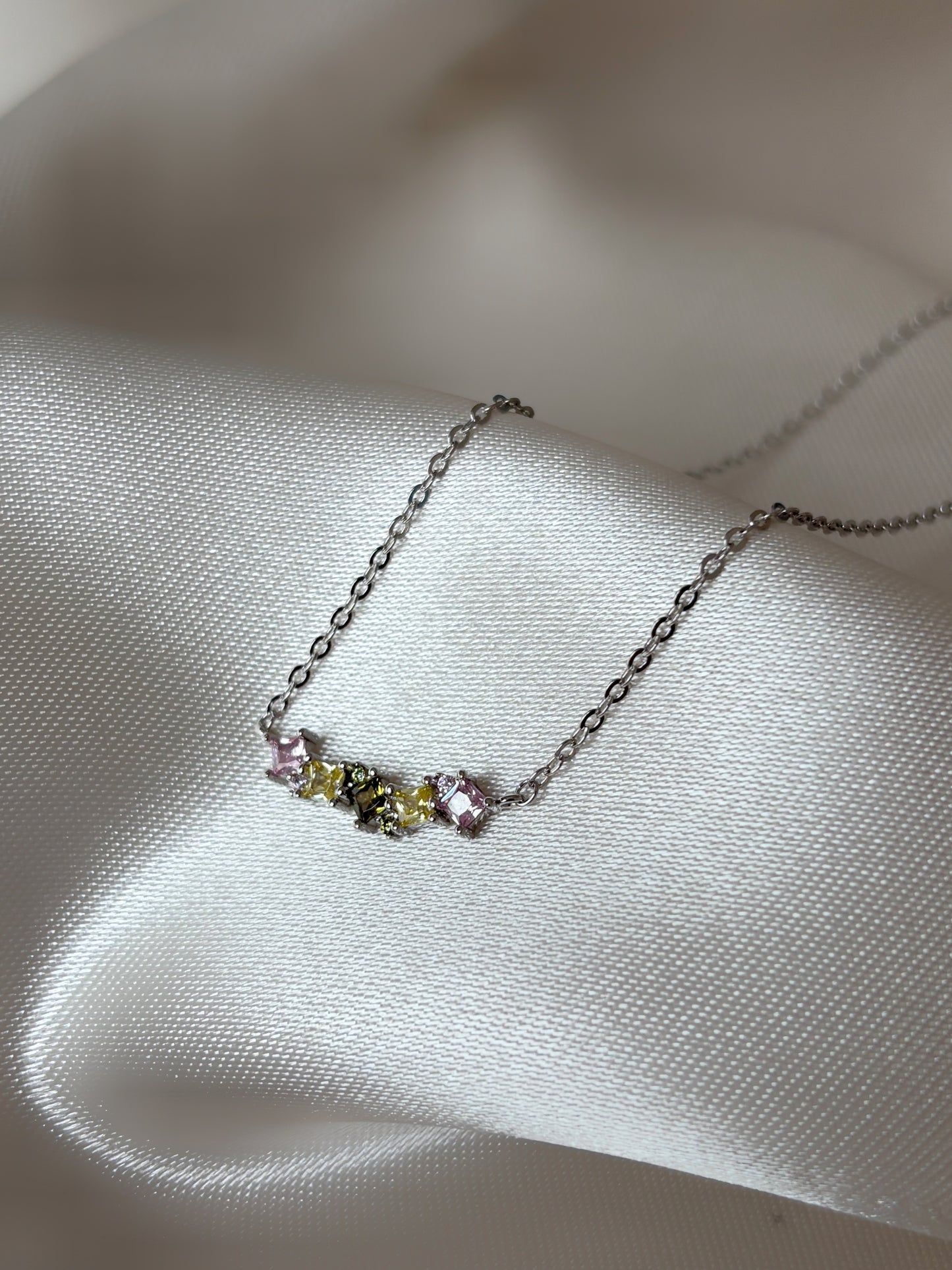 Collar pastel