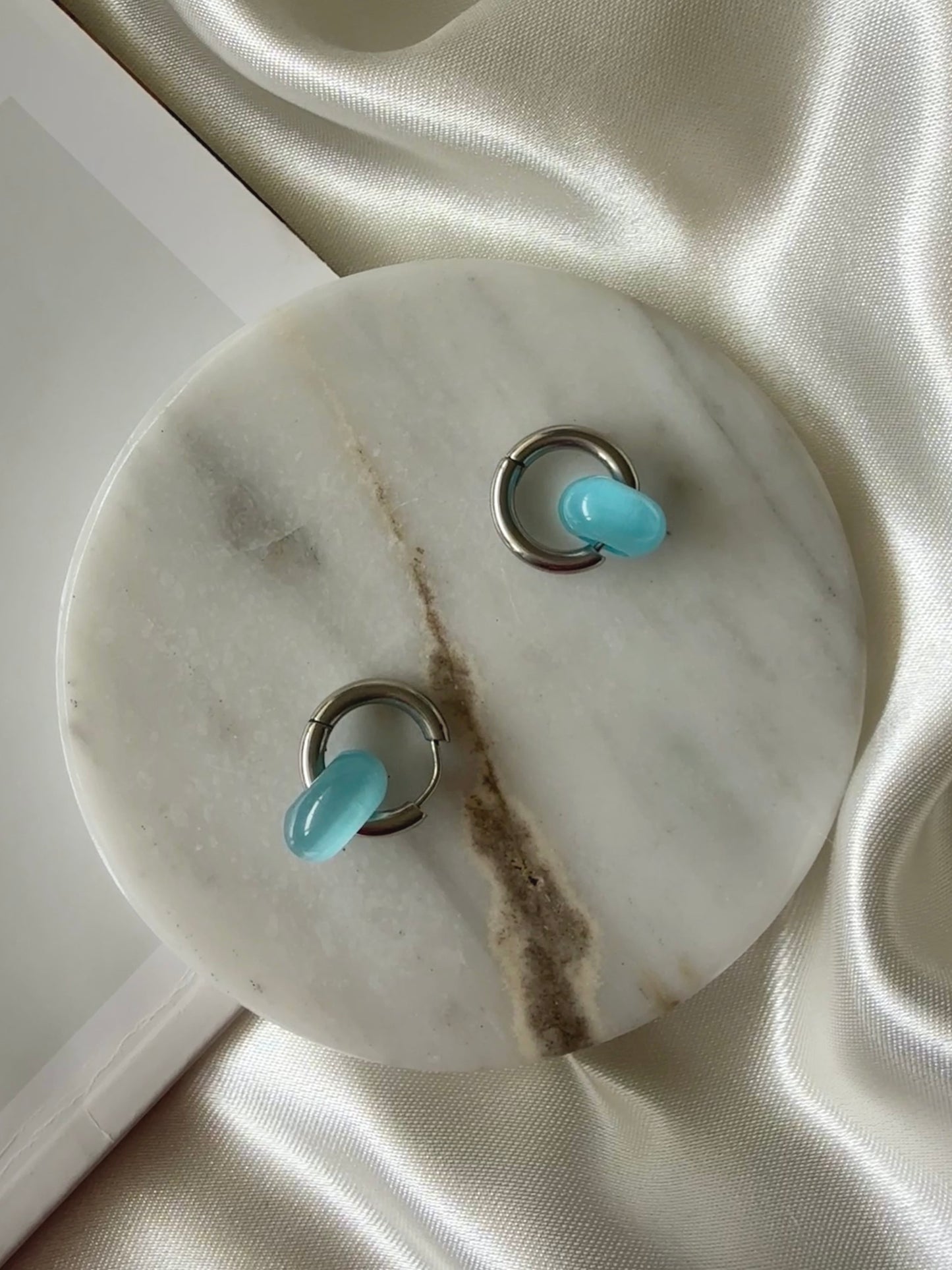 Miel hoops plateados