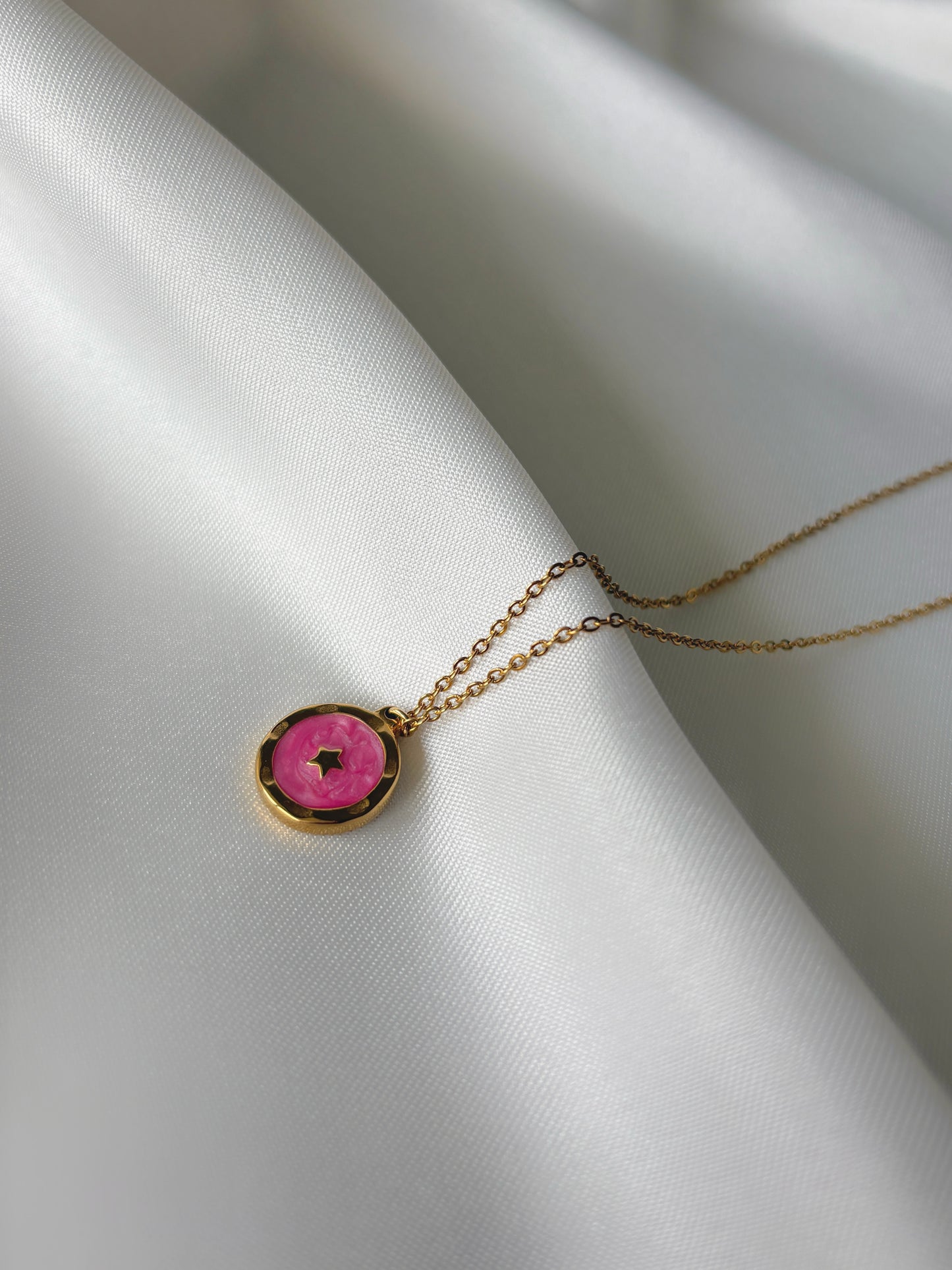 collar lucky star
