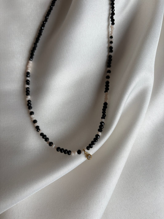 Collar noche crema