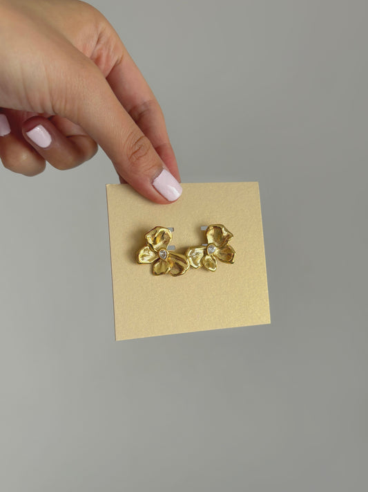 Aretes pétalos de moño