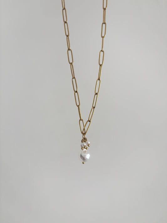 collar de eslabón aperlado