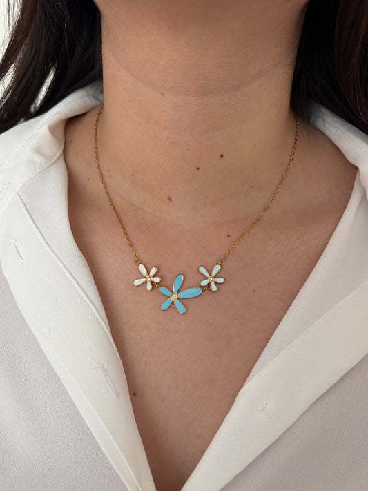 Collar flores azules
